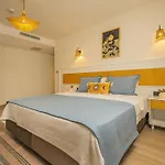 Lyse Juelide Hotel