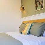 Lyse Juelide Hotel Cesme